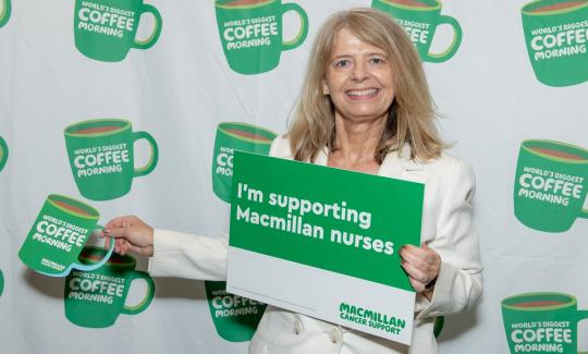Harriett Baldwin backs Macmillan Coffee Morning