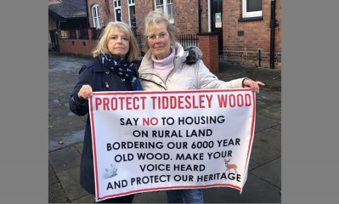 Harriett Baldwin MP offering her support to the Save Tiddesley Wood campaign alongside Pershore resident Val Wood.
